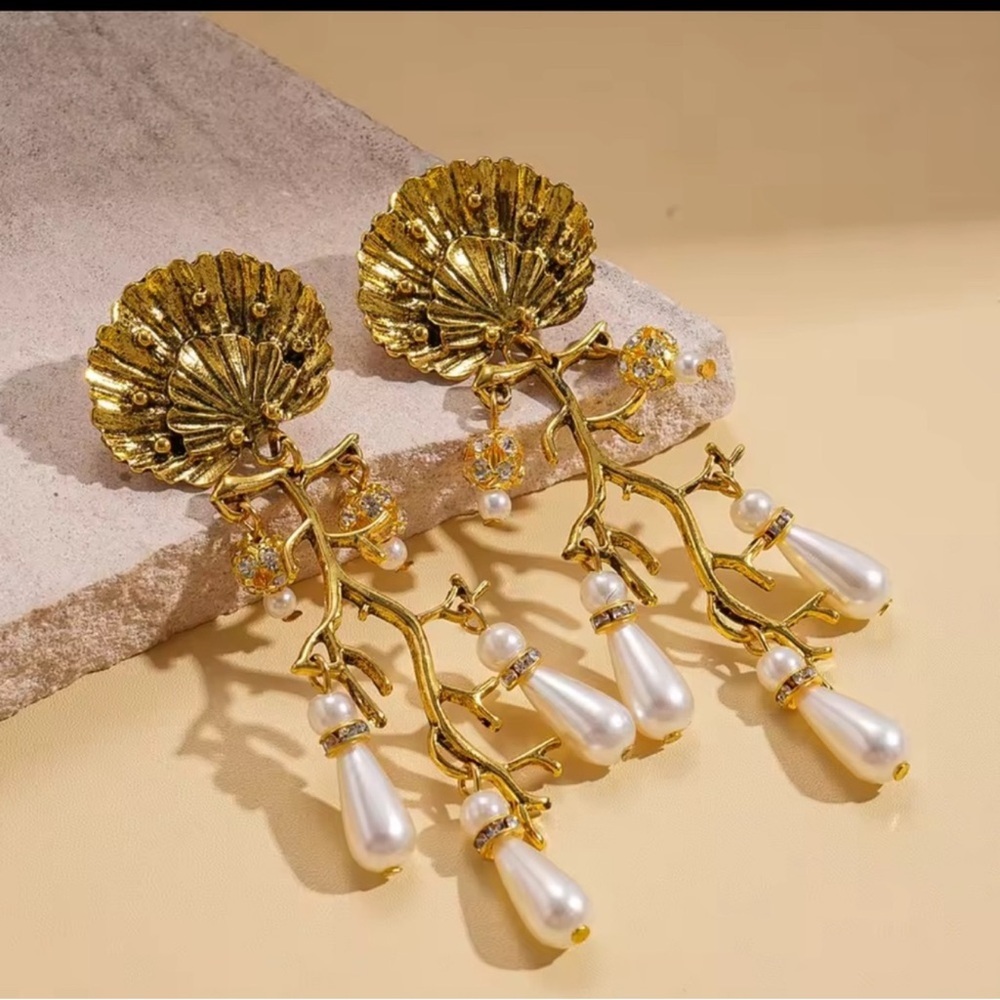 Anthropologie Gold and Pearl Drop Earrings